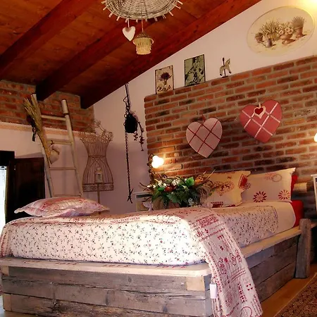 Alloggio per agriturismo Relais Cascina Al Campaccio *