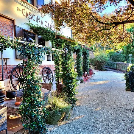 Alloggio per agriturismo Relais Cascina Al Campaccio *