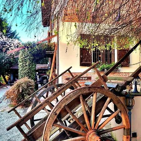 Alloggio per agriturismo Relais Cascina Al Campaccio *