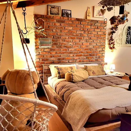 Relais Cascina Al Campaccio Farm stay Taino