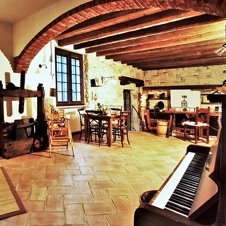 مزرعة للإقامة Relais Cascina Al Campaccio