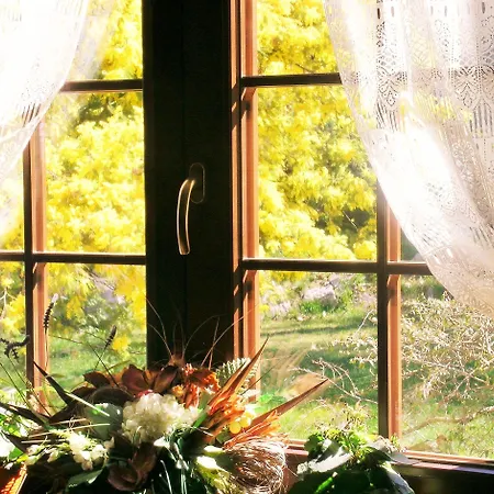 مزرعة للإقامة Relais Cascina Al Campaccio *