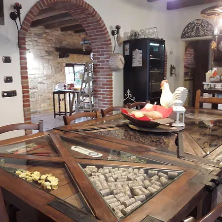 Relais Cascina Al Campaccio Alojamento de Turismo Rural