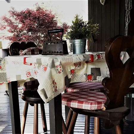 Relais Cascina Al Campaccio Farmház